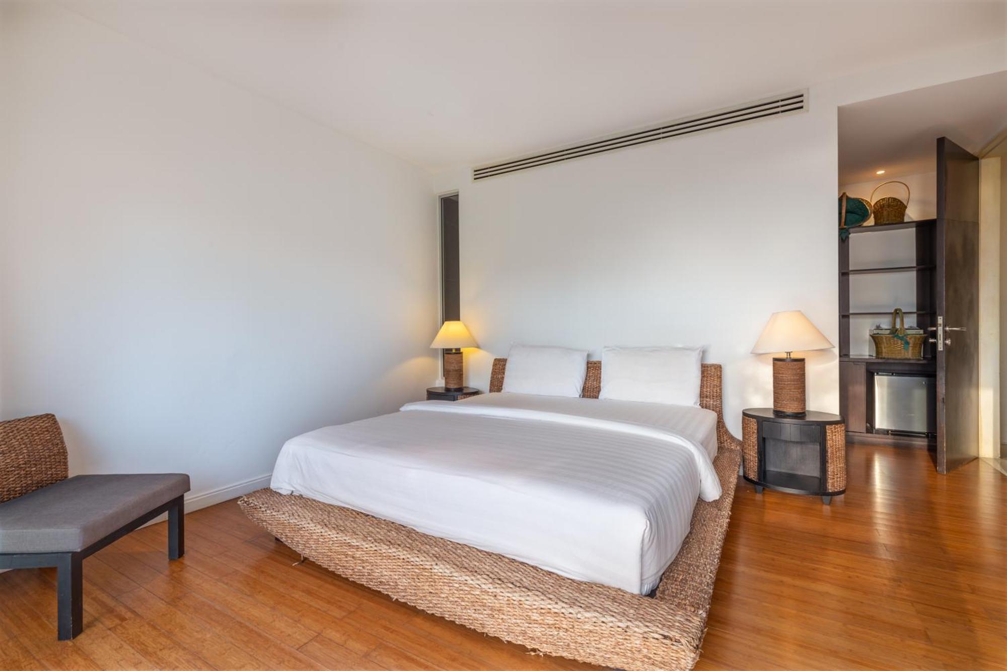 Surin Heights Villa Room photo